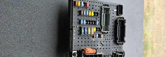 Volvo V70 Fuse module 30786646
