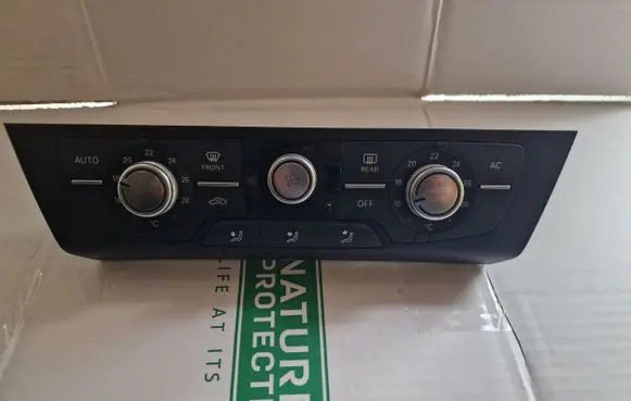 Audi A6 S6 C7 4G Climate control unit 4G2919710B