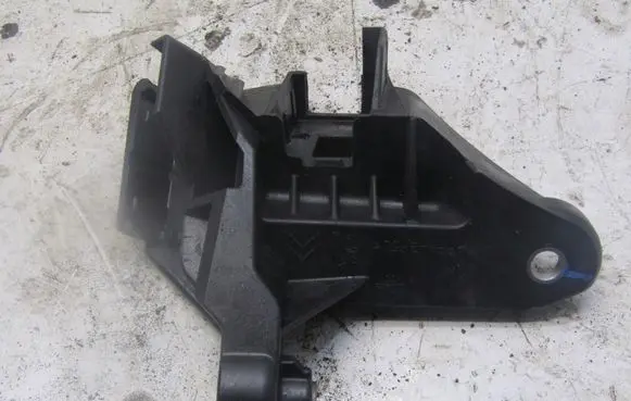 Opel Crossland X Gear shift cable bracket 1111