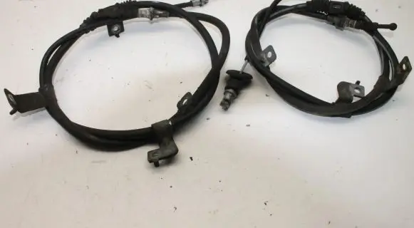 Mitsubishi Outlander Handbrake/parking brake wiring cable 