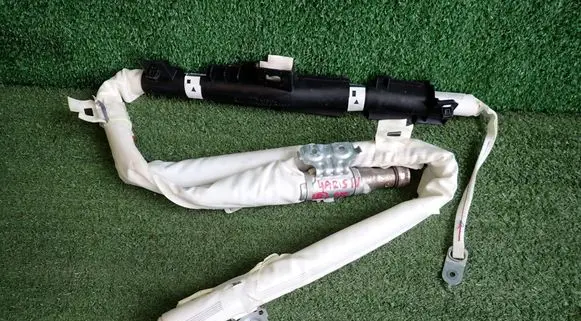 Toyota Yaris XP210 Roof airbag 