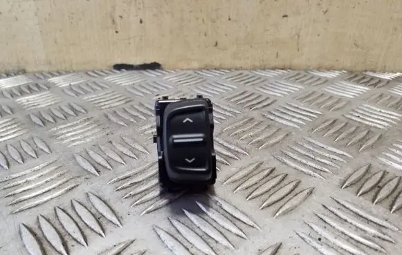 Dacia Sandero Wing mirror switch 254214937R