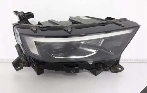 Opel Movano B Headlight/headlamp 9834016680