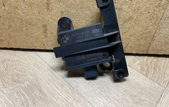 Tire pressure sensor