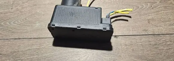 Mercedes-Benz C W202 Central locking vacuum pump 0132006349