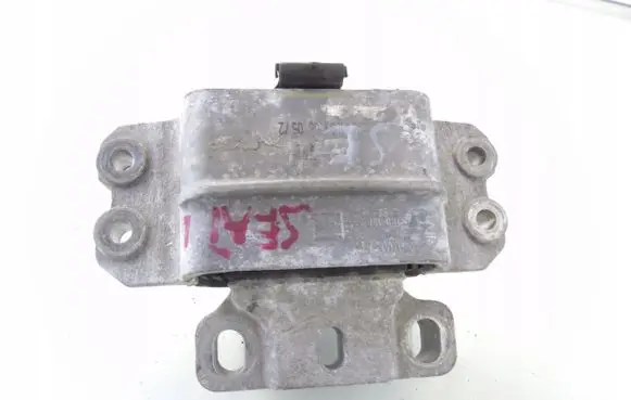 Seat Toledo III (5P) Engine mount bracket 1K0199555L