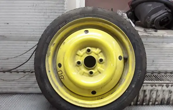 Suzuki Alto R14 spare wheel 