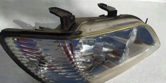 Mitsubishi Lancer Headlight/headlamp 9074410