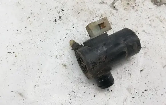 Suzuki Grand Vitara II Windscreen/windshield washer pump NOCODE