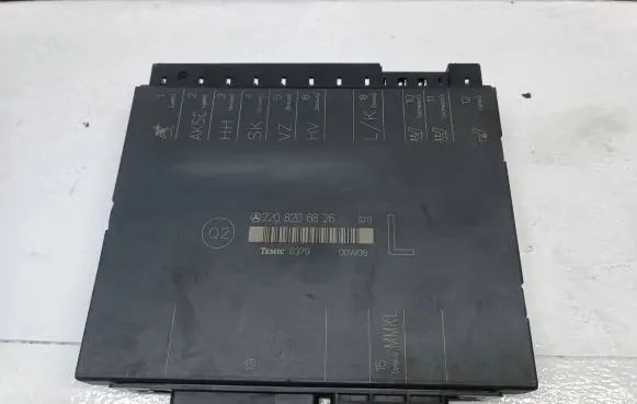 Mercedes-Benz S W220 Seat control module 2208206826 A2208206826