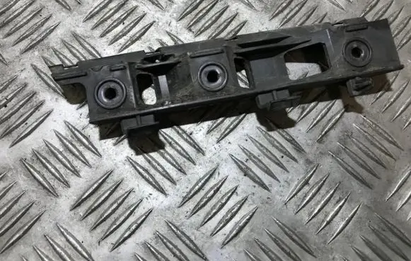 Volkswagen PASSAT B6 Front bumper mounting bracket 3c0807183