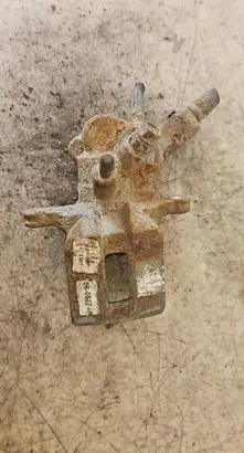 Suzuki SX4 Rear brake caliper