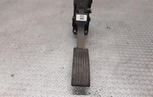 KIA Sorento Accelerator throttle pedal 351904X600
