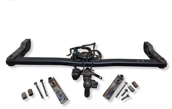 Volvo XC70 Detachable towbar 30664657 30682085 M30664657