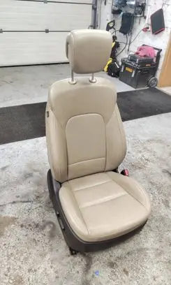 Hyundai Santa Fe Front passenger seat 