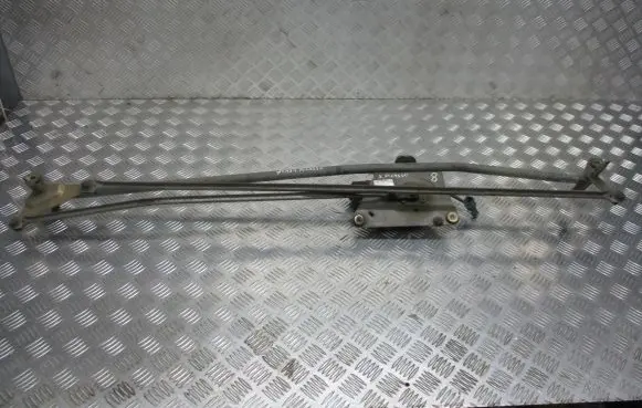 Citroen Xsara Picasso Front wiper linkage 