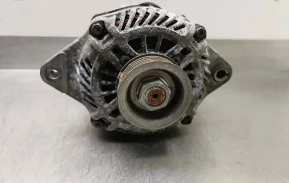 Suzuki Swift II Generator/alternator 3140085L02 G2591ZE AT5G2591ZE