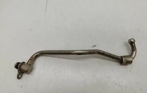 Skoda Superb B9 Turbo turbocharger oiling pipe/hose 05L145771H