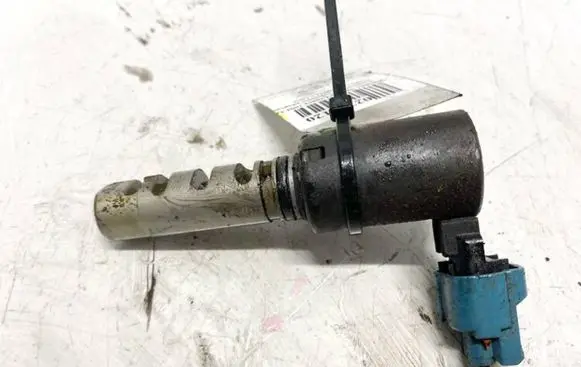 Subaru Legacy Camshaft vanos timing valve 10921AA050