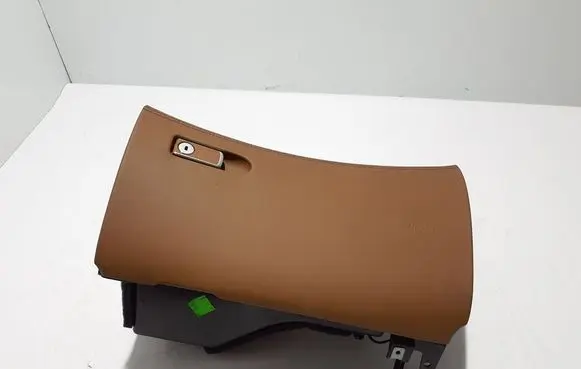 Mercedes-Benz AMG GT 4 x290 w290 Glove box A2906804103
