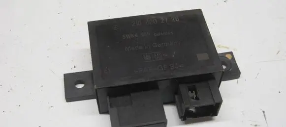 Mercedes-Benz CL C140 Air suspension control unit module (rear) 2103202726 2108202726