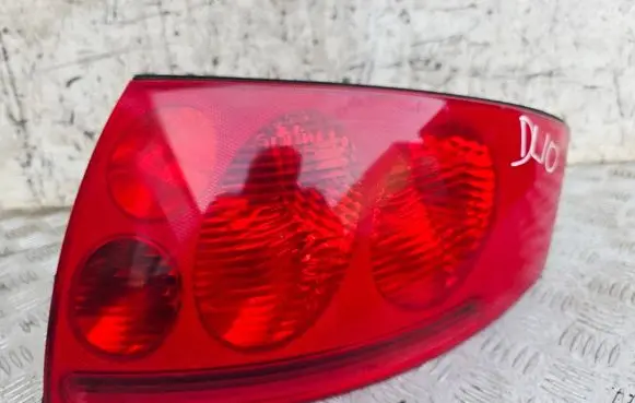 Audi TT Mk1 Rear/tail lights 89100098
