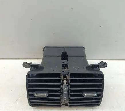 Volkswagen PASSAT B7 Rear air vent grill 3C0819203