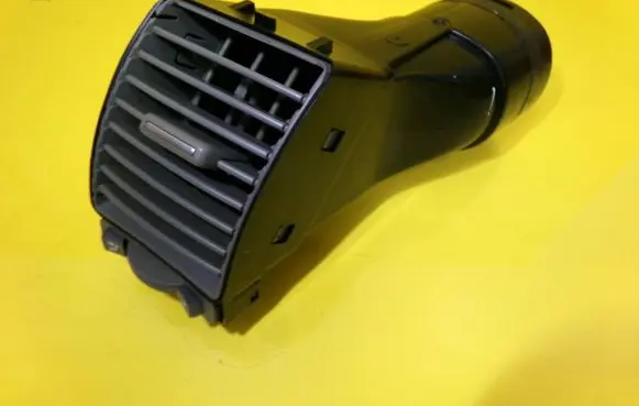 Dashboard side air vent grill/cover trim