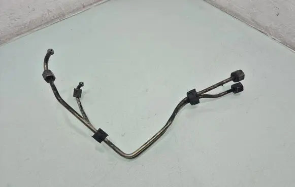 Mini One - Cooper Coupe R56 Fuel injector supply line/pipe 