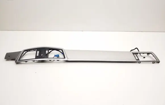 Mercedes-Benz E W212 Panel trim A2126809871