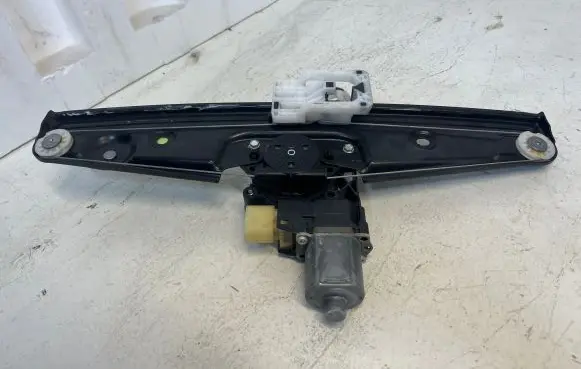 Mini Cooper Countryman F60 Rear door window regulator with motor 7390082 4WWA004 19414210