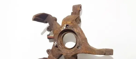 Front wheel hub