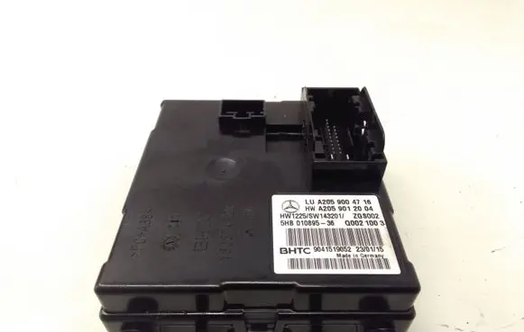 Mercedes-Benz C W205 Air conditioner control unit module A2059004716 A2059012004