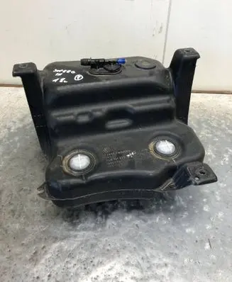Skoda Superb B8 (3V) AdBlue liquid reservoir 3Q0131877DBILI 3Q0131877D 3Q013187D