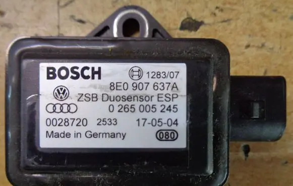 Audi A4 S4 B6 8E 8H ESP acceleration yaw rate sensor 8E0907637A