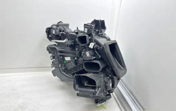 Tesla Model Y Interior heater climate box assembly 149471498G DB522004200659