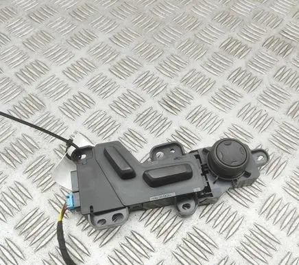 Volvo XC40 Seat control switch 31419542