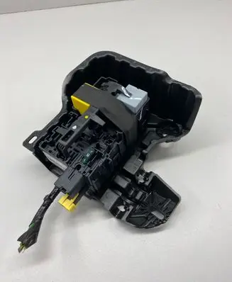 Peugeot 208 Fuse module 9806192580 66652X 2010EC0Y01