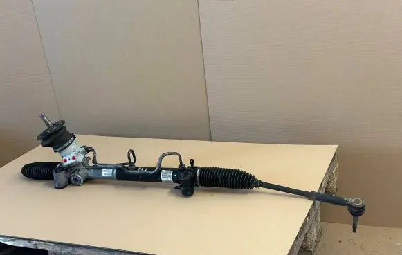 Opel Insignia A Steering rack P22831172 TNR2692A2036 26134358