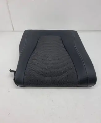 Mercedes-Benz EQA Rear seat 