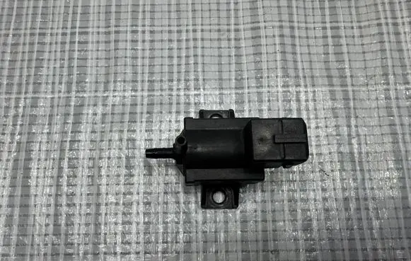 Maserati Quattroporte Valve vacuum 670002843