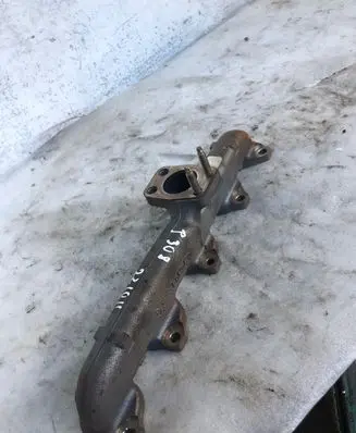 Peugeot 308 Exhaust manifold