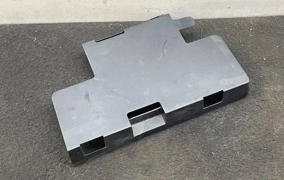 Audi TT TTS Mk2 Battery box tray cover/lid 8J0915429 8J0915429A 8J0915429F