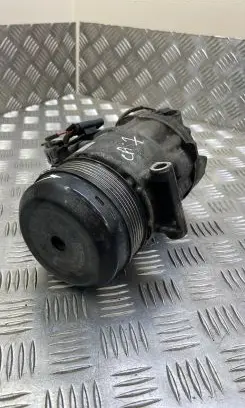 Mercedes-Benz E W212 Air conditioning (A/C) compressor (pump) A0008302700
