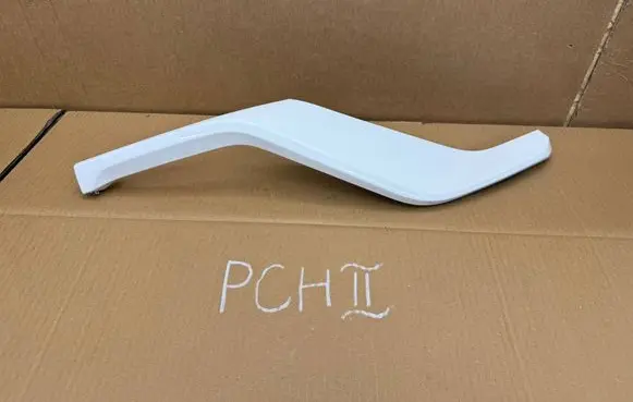 Renault Arkana Front bumper splitter molding 