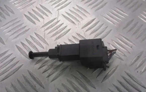 Volkswagen Fox Brake pedal sensor switch 10Q8900010