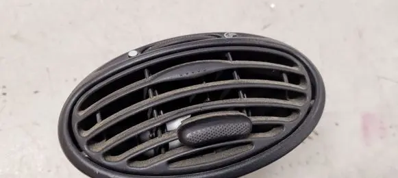 Ford Focus Dashboard side air vent grill/cover trim 98AB19893BJW