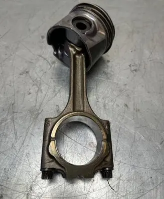 Volvo S60 Piston with connecting rod 81L118
