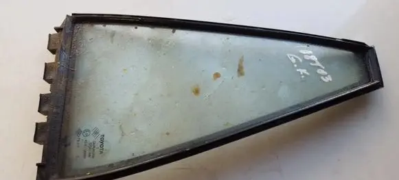 Toyota Corolla E120 E130 Rear vent window glass 