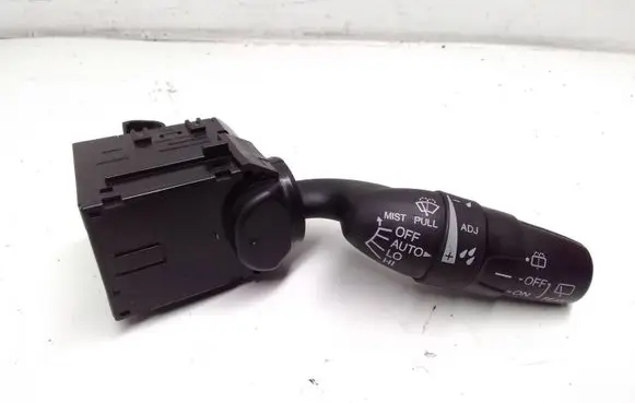 Honda CR-V Wiper control stalk M29843